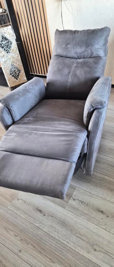 Luxe elektrische relaxstoel, Huis en Inrichting, Fauteuils, Ophalen of Verzenden, Zo goed als nieuw, 75 tot 100 cm, 50 tot 75 cm