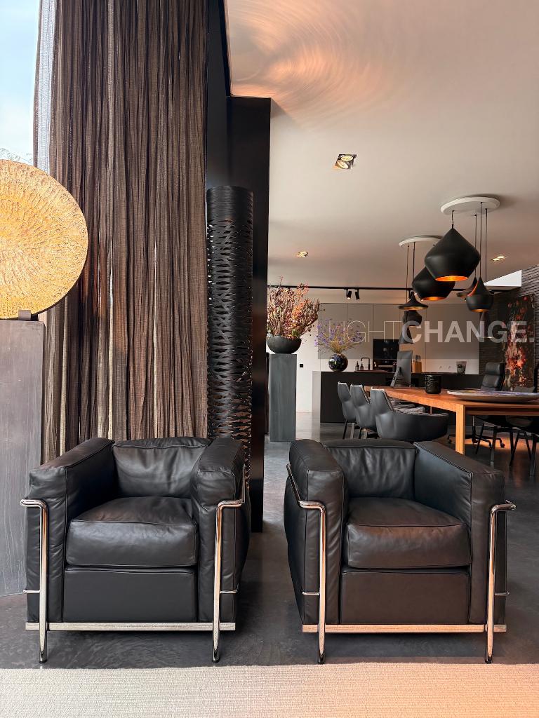 Cassina 2 fauteuil OUTLET -46 -50% LC2 LC3 LC4 NIEUW in doos, Waterstad 23, High-end Furniture, Nieuw, 75 tot 100 cm