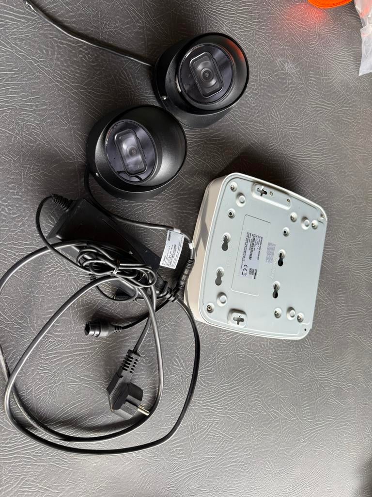 Complete dahua set met 2 camera’s, Ophalen of Verzenden, Zo goed als nieuw