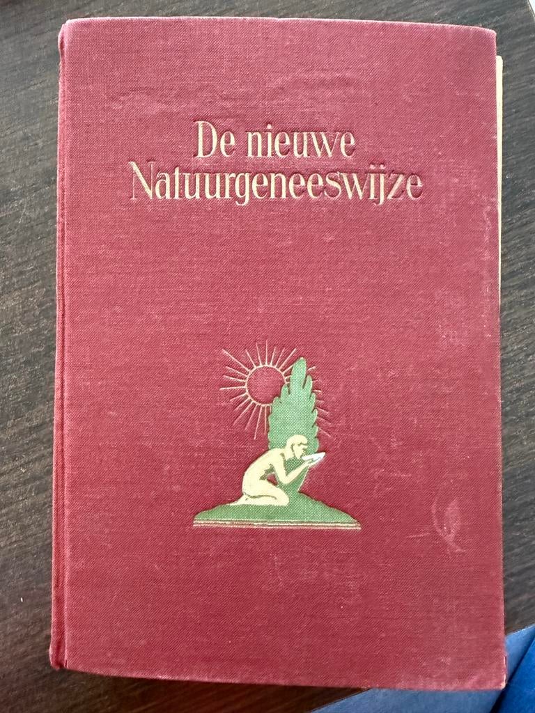 De nieuwe Natuurgeneeswijze (1922) - Tweedelige serie, Antiek en Kunst, Ophalen of Verzenden