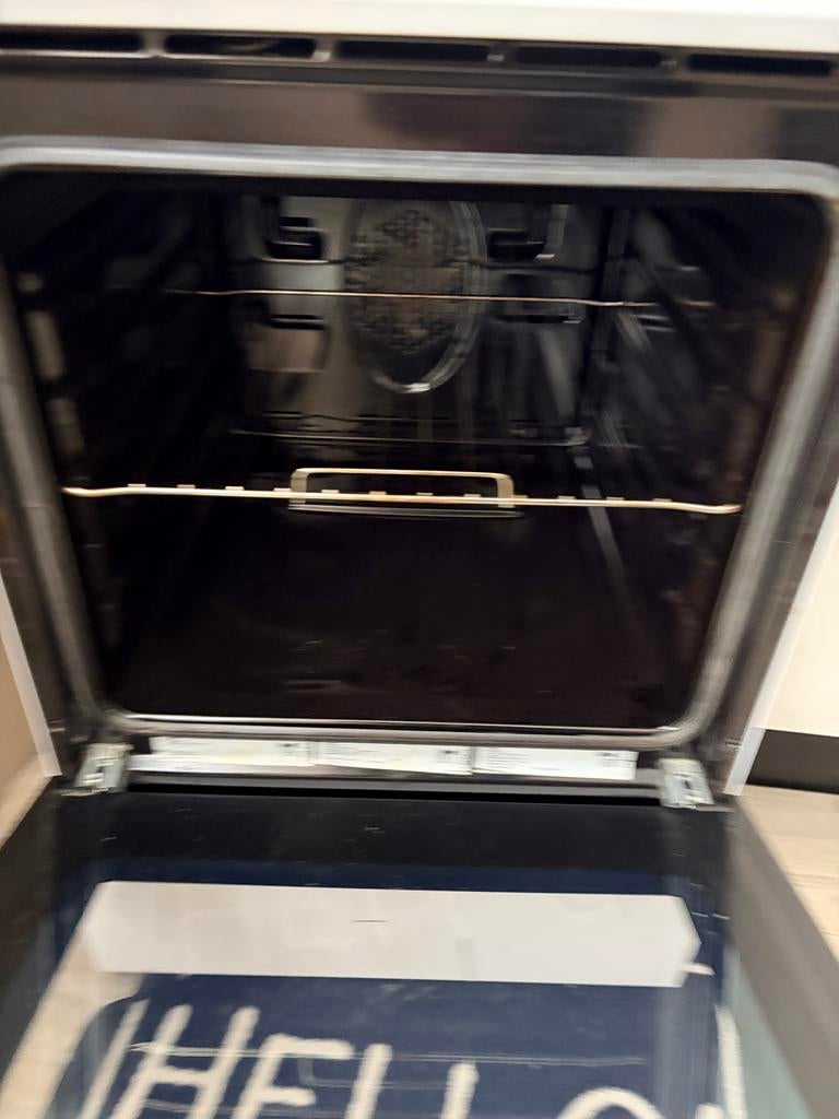 Elektrisch Fornuis met Oven - Beko, Ophalen, Hete lucht, 60 cm of meer, 4 kookzones