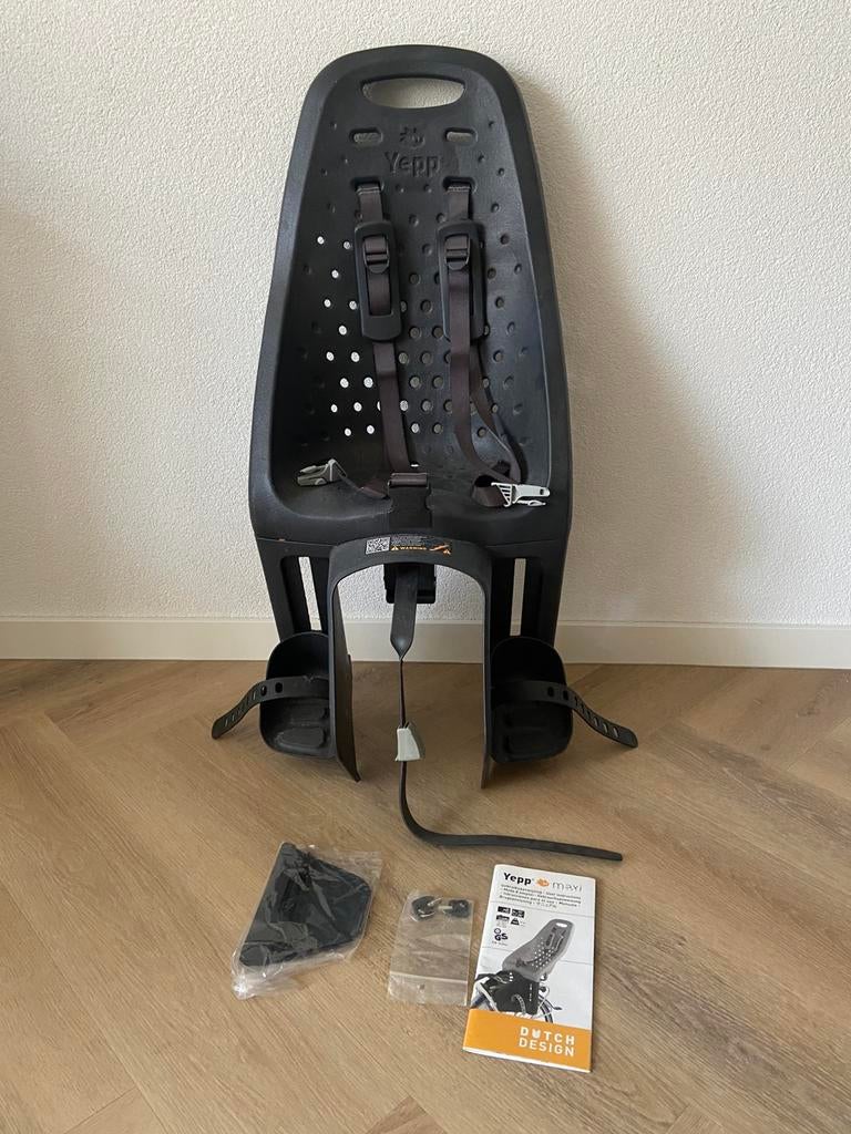 Kinderzitje voor achterop fiets, Ophalen, Zo goed als nieuw, Achterzitje, Voetsteuntjes