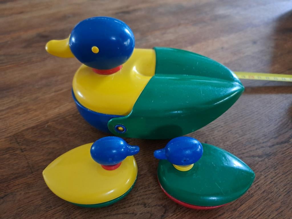 Ambi Toys moedereend met 2 jonge eendjes, Ophalen of Verzenden, Gebruikt, Overige typen