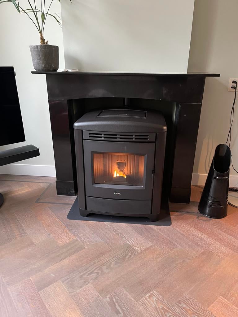 Cadel Margritte 6 pelletkachel - Showroommodel, Huis en Inrichting, Kachels, Ophalen, Overige brandstoffen, Zo goed als nieuw