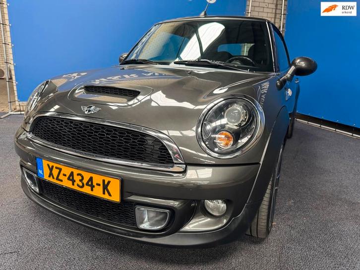 Mini Mini Cabrio 1.6 Cooper S Chili Nieuwe APK, Auto's, Mini, Bedrijf, Te koop, Cabrio, ABS, Airbags, Airconditioning, Alarm, Bluetooth