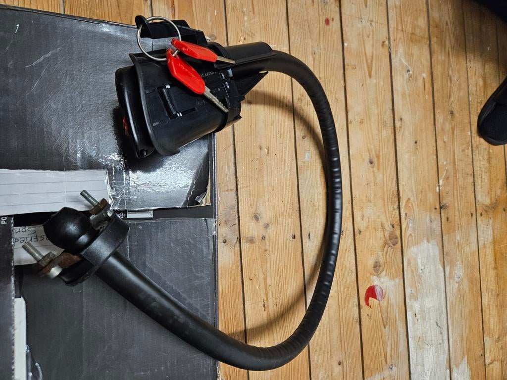 Origineel achterslot voor een peugeot speedfight of Elyseo, Ophalen of Verzenden