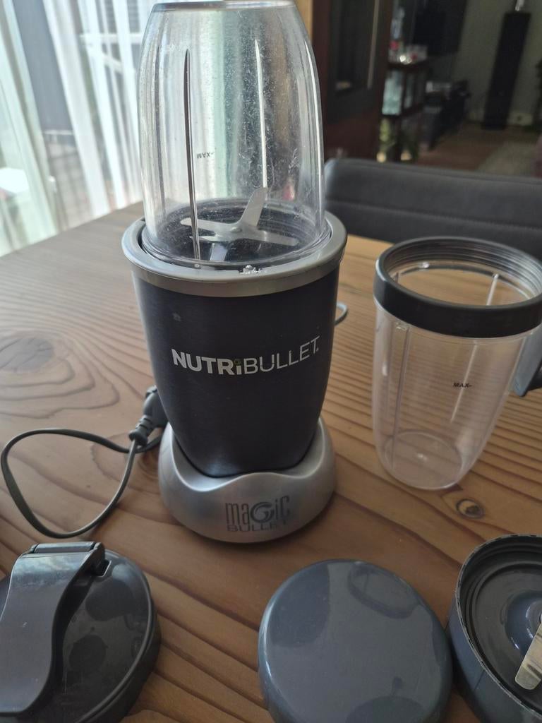 Nutribullet Magic Bullet met extra grote beker en handvat, Ophalen of Verzenden, Gebruikt, Blender