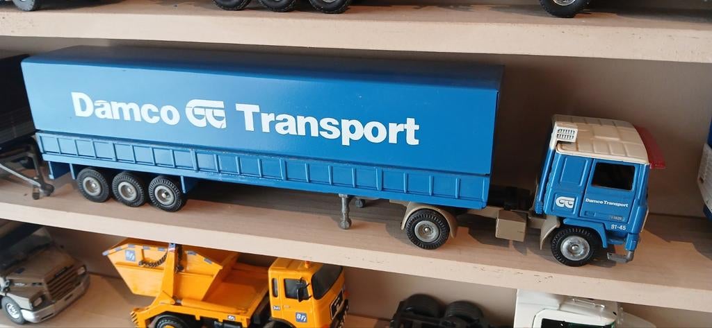 Tekno, Hobby en Vrije tijd, Modelauto's | 1:50, Ophalen of Verzenden, Zo goed als nieuw, Bus of Vrachtwagen, Tekno