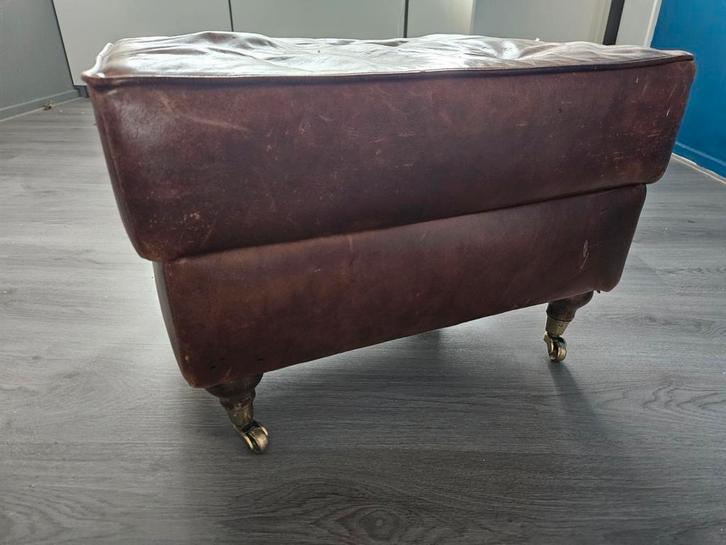 Vintage Leren Voetenbankje met Wieltjes, Huis en Inrichting, Banken | Voetenbanken en Poefen, Gebruikt, 50 tot 75 cm, 50 tot 75 cm
