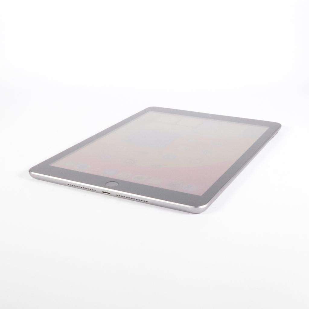 iPad 6th GEN WiFi + Cell 128GB - Nette staat, Computers en Software, Apple iPads, Apple, Gebruikt, Support@apple.com, One Apple Park Way
Cupertino, CA 95014
United States