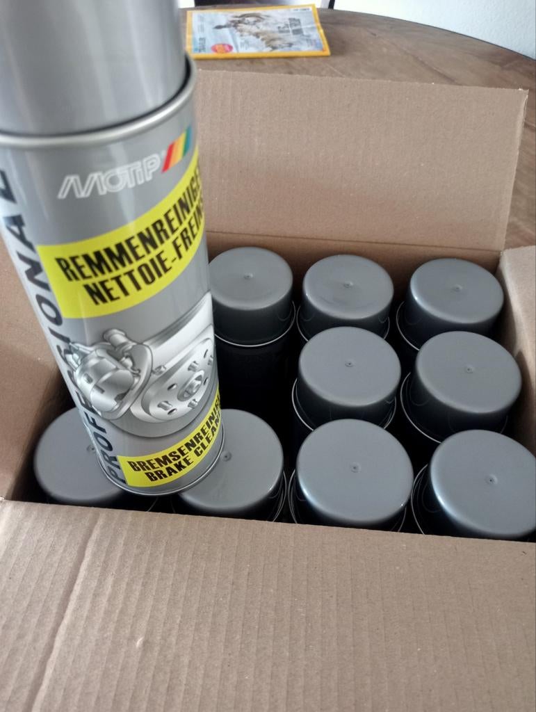 Motip profesional remmenreiniger. Per bus of per doos, Auto diversen, Onderhoudsmiddelen, Ophalen of Verzenden