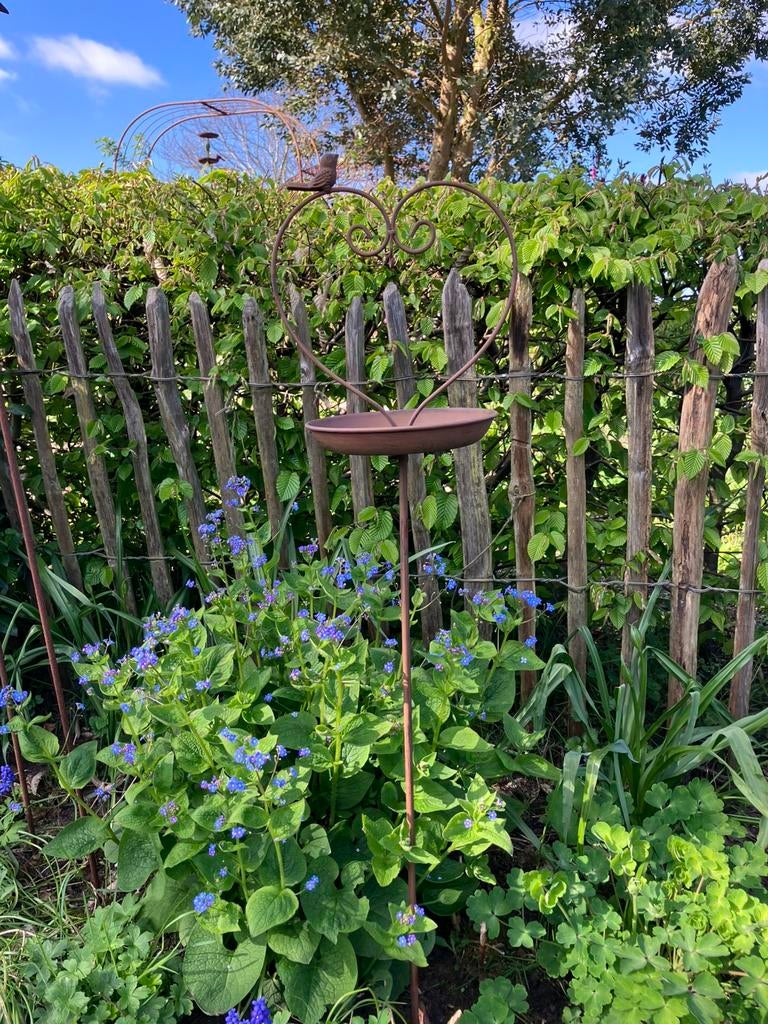 Vind metalen tuinsteker in Tuin en Terras op