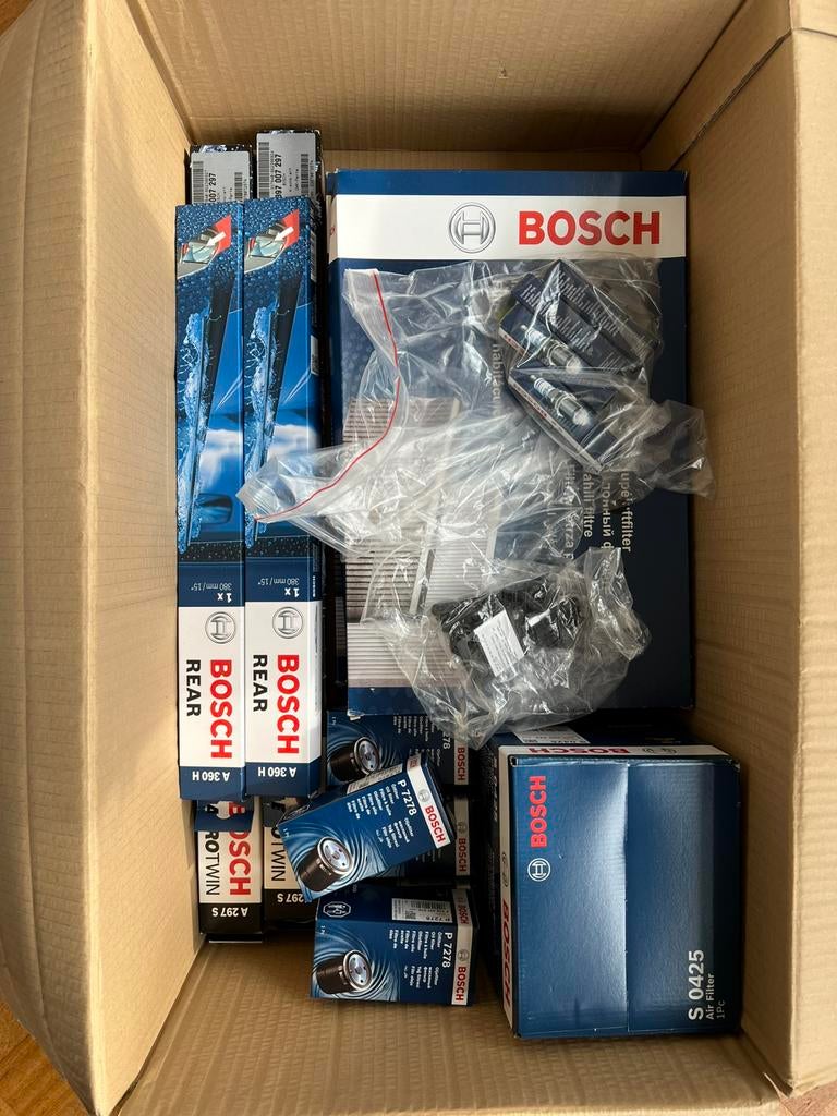 Audi Q5 service onderdelen, Auto-onderdelen, Overige Auto-onderdelen, Ophalen of Verzenden, Nieuw, Audi