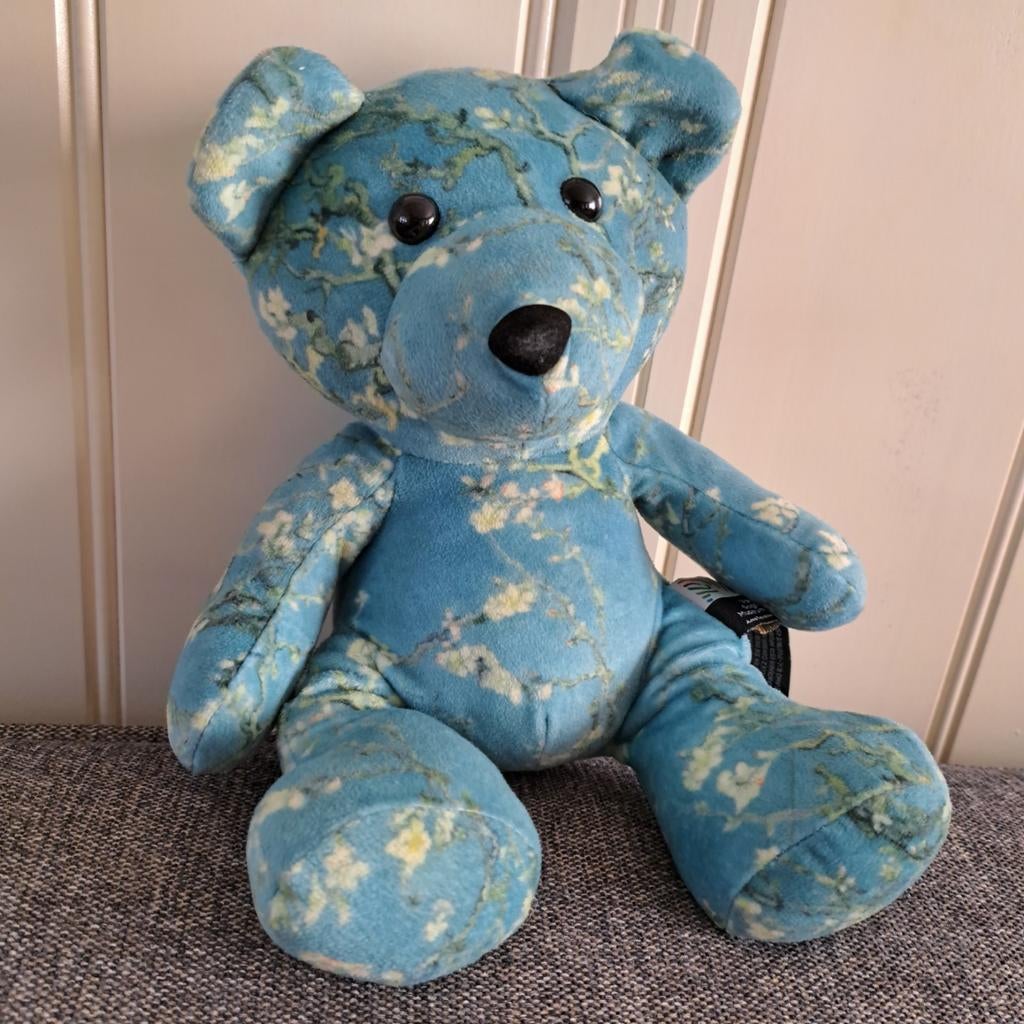 Amandelbloesem beertje 20cm Van Gogh Museum, Kinderen en Baby's, Ophalen of Verzenden