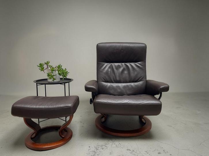 Luxe Stressless relax fauteuil relax stoel draaibaar leer, Huis en Inrichting, Fauteuils, Zo goed als nieuw, Leer, 50 tot 75 cm