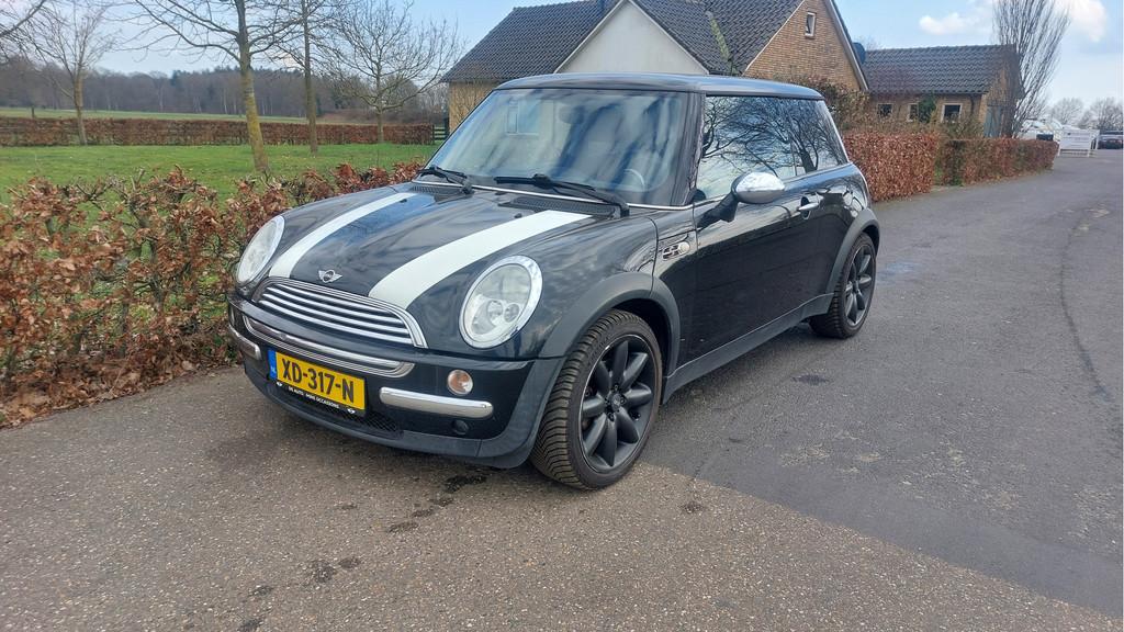 MINI Mini 1.6 One AIRCO BJ 2004 (bj 2004), Auto diversen, Wijheseweg 65
8107PJ  BROEKLAND OV, NL, Zwart, Handgeschakeld, Pijffers Auto's Raalte
