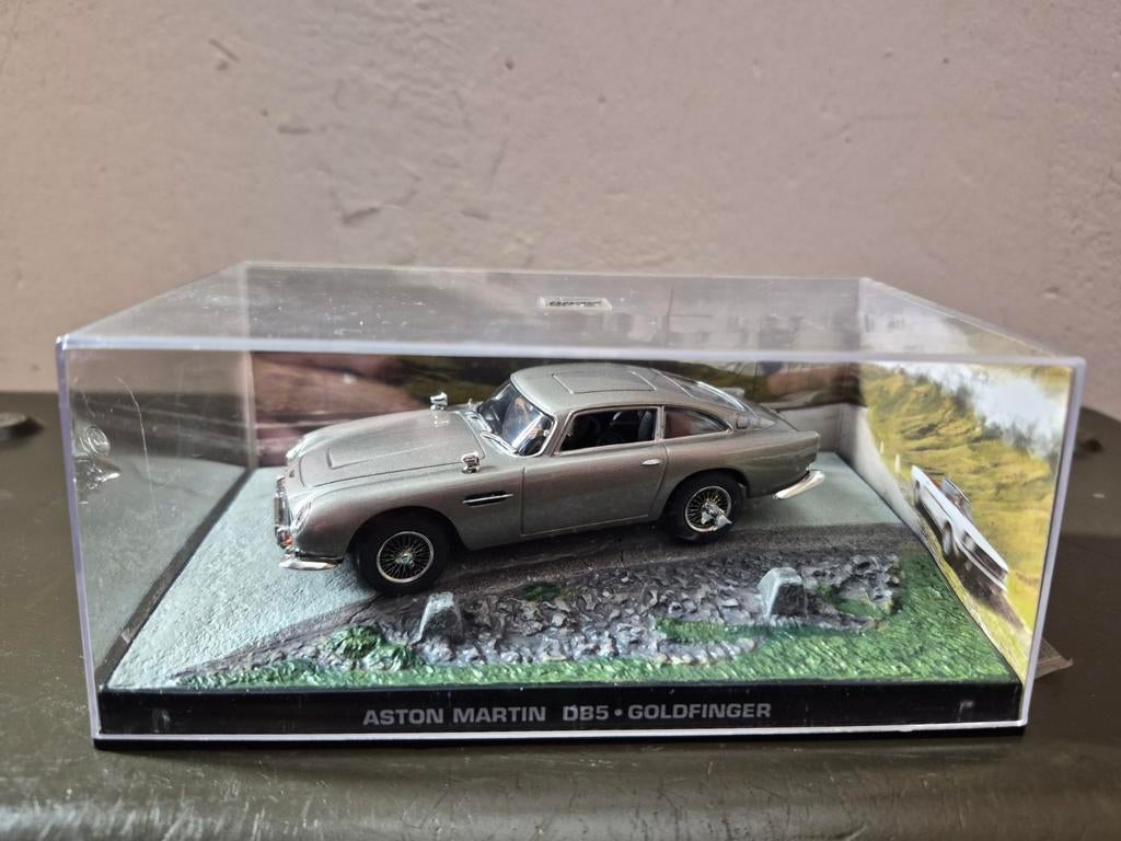 Aston Martin DB5 James Bond 007 Goldfinger 1:43 Altaya, Hobby en Vrije tijd, Modelauto's | 1:43, Ophalen, Zo goed als nieuw, Auto
