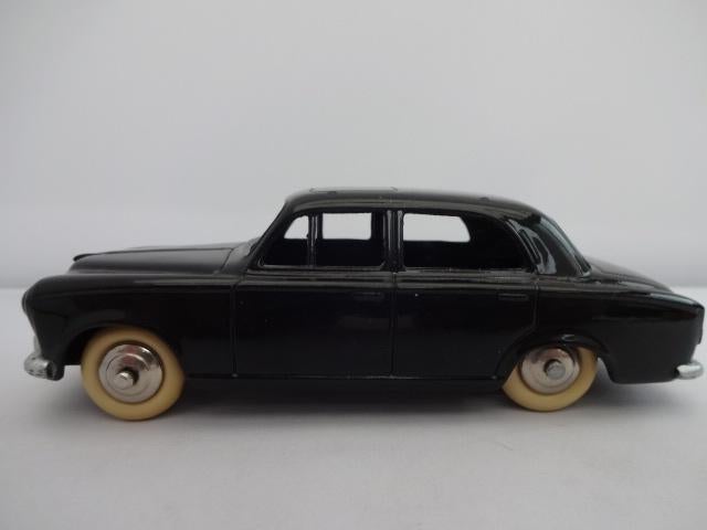 Dinky Ancienne – Peugeot 403 Noire – Réf 24B – Avec Boîte – Pièce De Collection