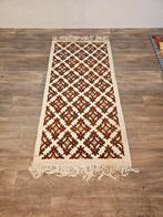 Handgeknoopt Tapijt uit Tunesië. Prachtige kleuren! Weg=Weg, Groen, Zo goed als nieuw, 150 tot 200 cm, Rechthoekig