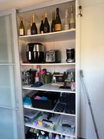 Ikea Voorraadkast met Schuifdeuren - Veel Opbergruimte, Ophalen, Gebruikt