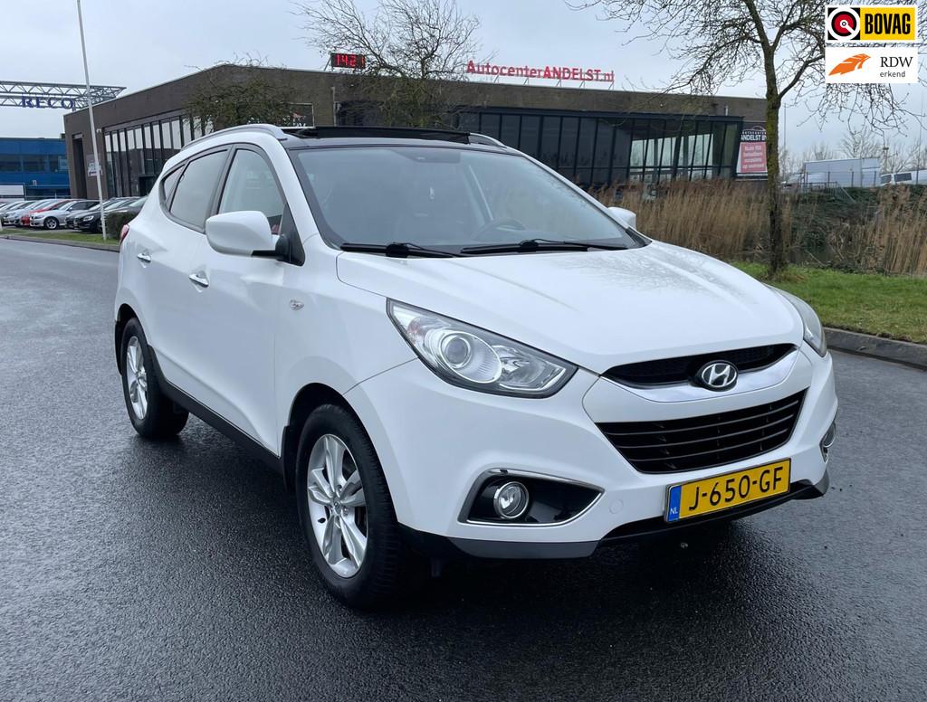 Hyundai Ix35 2.0i 4WD Style Aut, Pano, Cam, Navi, Stoelverw,, Automaat, Gebruikt, Zwart, 4 cilinders