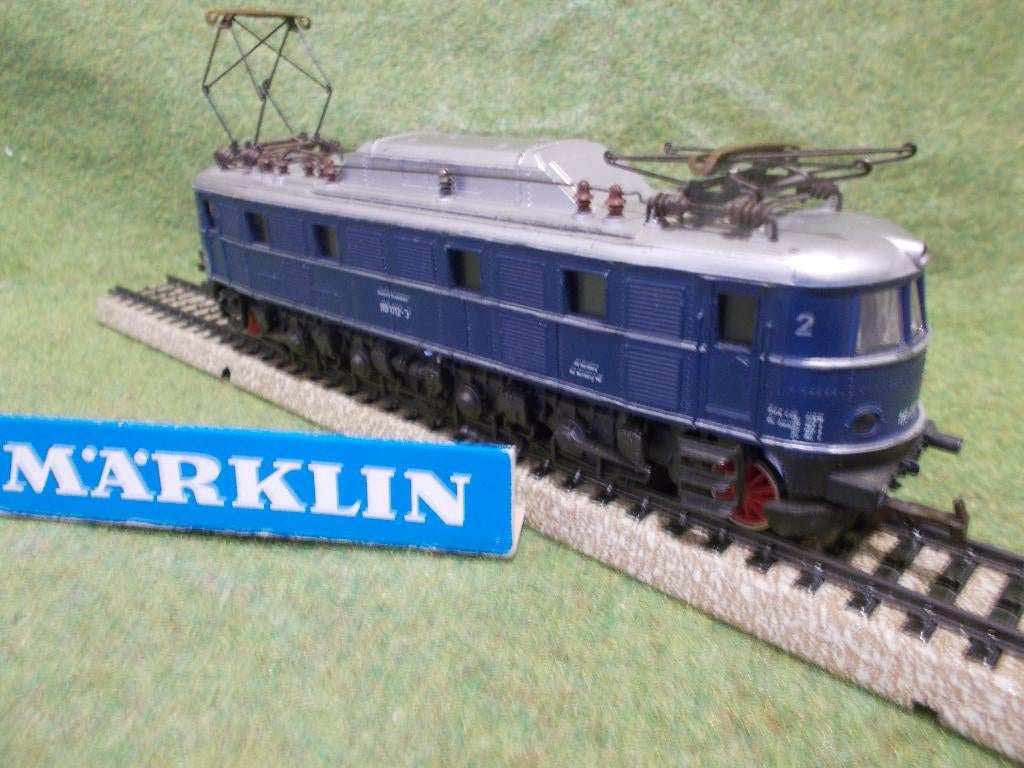 Een DB Br119 loc voor het Marklin systeem. Verzenden kan ook, Ophalen, Wisselstroom, Gebruikt, Locomotief