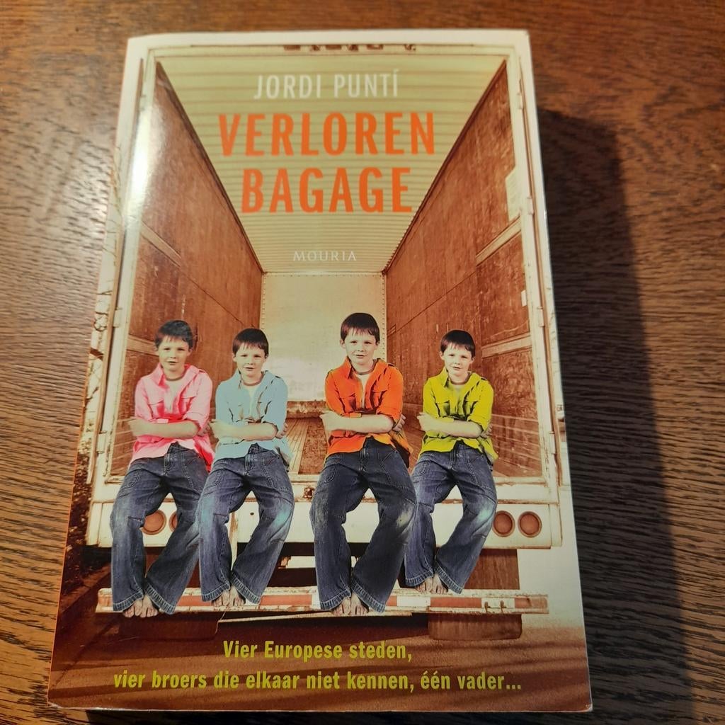 Jordi Punti - Verloren bagage, Ophalen of Verzenden, Zo goed als nieuw, Jordi Punti, Wereld overig