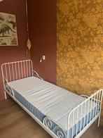 Minnen meegroeibed wit met lattenbodem en matras, Ophalen, 85 tot 100 cm, Gebruikt, Lattenbodem