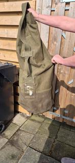 Plunjezak leeg met hangslot, Ophalen, Landmacht, Nederland