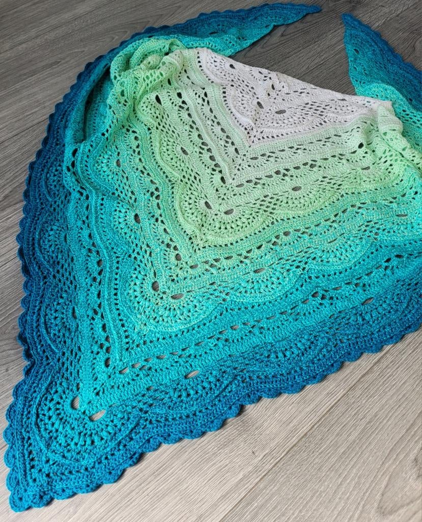 Gehaakte driehoek Sjaal / omslagdoek, Ophalen of Verzenden, Nieuw, Haken, Overige typen