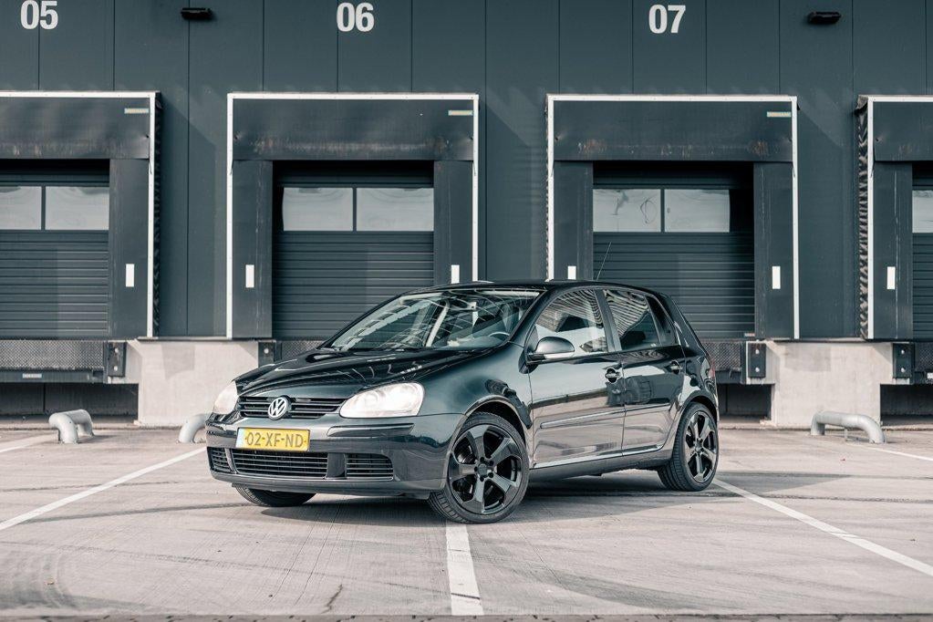Volkswagen Golf 1.6 FSI Optive | Climate Control | NAP, Voorwielaandrijving, Gebruikt, 4 cilinders, Navigatiesysteem