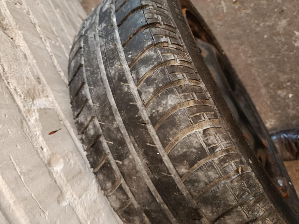 Reservewiel, Auto diversen, Autosport-onderdelen, Zo goed als nieuw, Ophalen of Verzenden