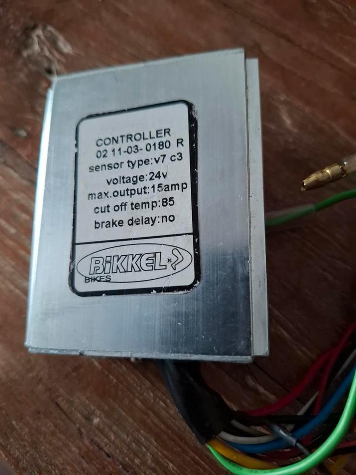 Bikkel Ibee Controller 24V 15A, Fietsen en Brommers, Fietsaccessoires | Fietsaccu's, Ophalen of Verzenden