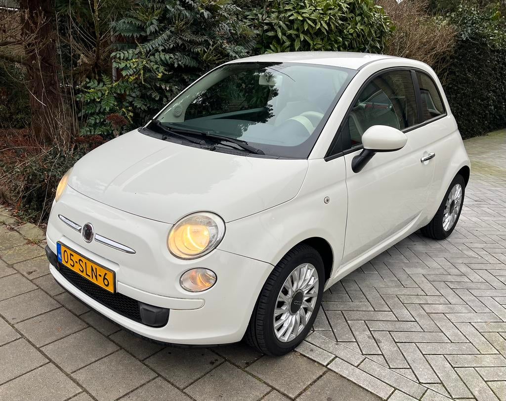 Fiat 500 1.2  2011 Wit, 1242 cc, 4 cilinders, 840 kg, Wit