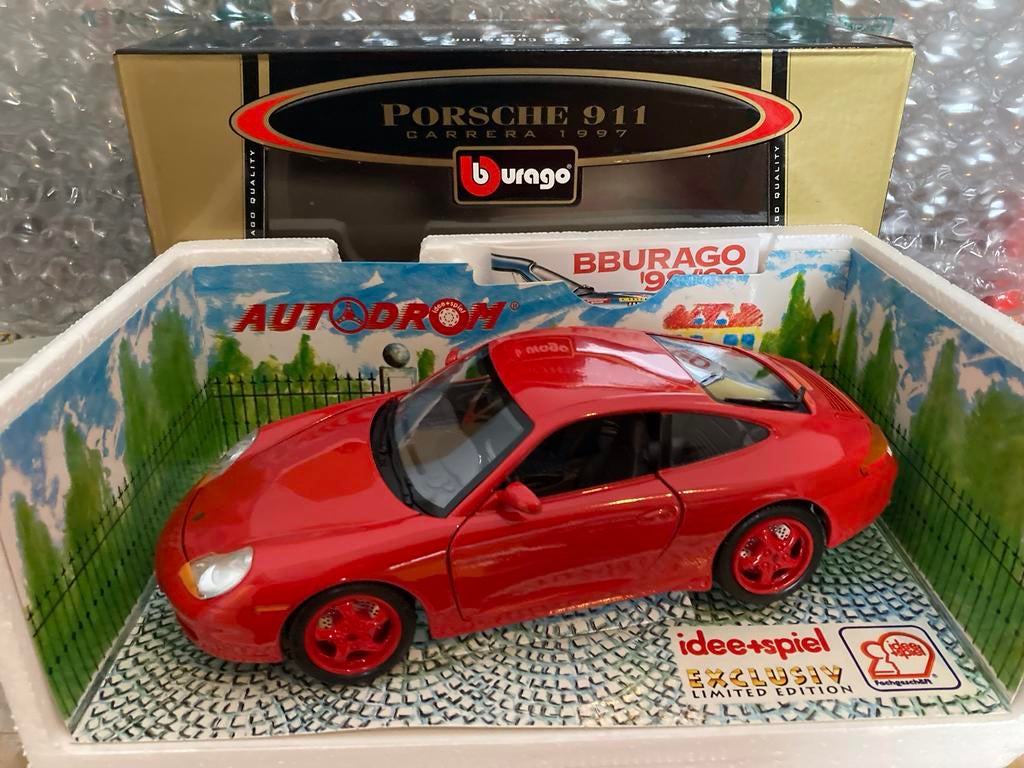 Porsche 911 rood Idee+Spiel Bburago 1:18, Ophalen of Verzenden, Zo goed als nieuw, Auto, Bburago