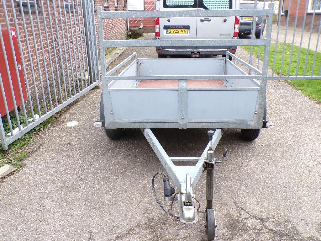 Nette aanhanger., Ophalen, Gebruikt