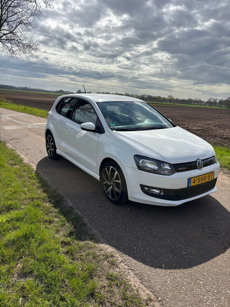 Volkswagen Polo 1.2 TDI 55KW BM 2013 Wit, Auto's, Voorwielaandrijving, 74 pk, 1199 cc, 96 €/maand