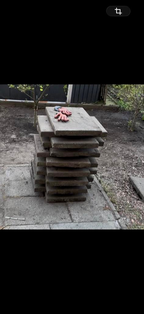 Gratis 16 tegels 60x40, Ophalen, Gebruikt, Beton, Terrastegels