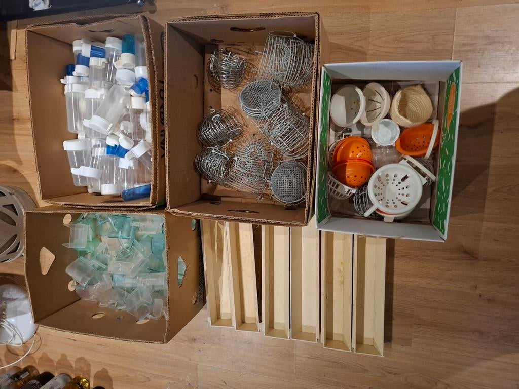 Diverse vogelspullen, Ophalen, Hout, Vogelkooi