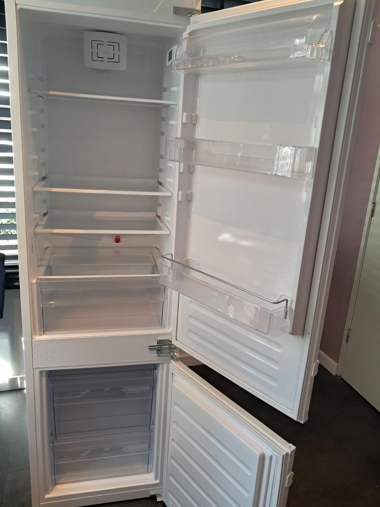 Koel-vries combinatie inbouw, Witgoed en Apparatuur, Ophalen, 200 liter of meer, Met aparte vriezer, 160 cm of meer