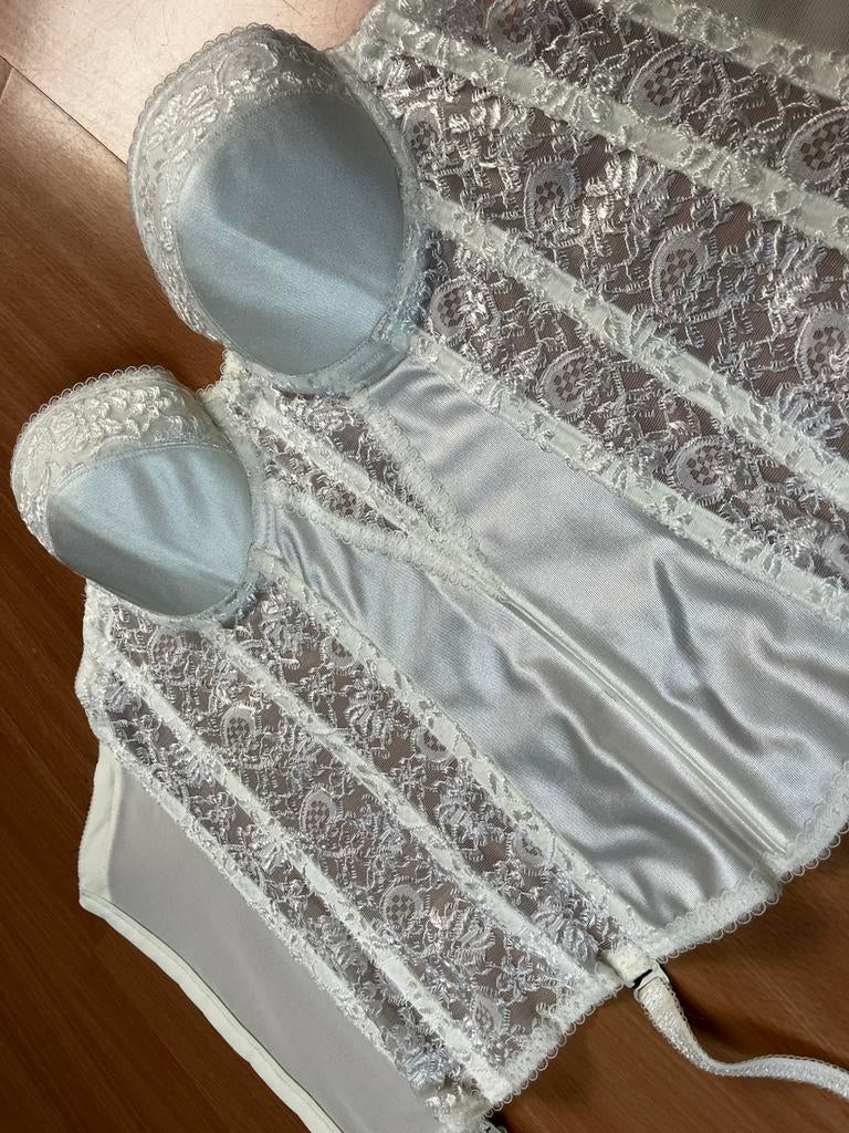 Bruidstorselet korset Di Lorenzo ivoorkleurig maat 65C, Kleding | Dames, Ophalen of Verzenden, Overige kleuren, Body of Korset
