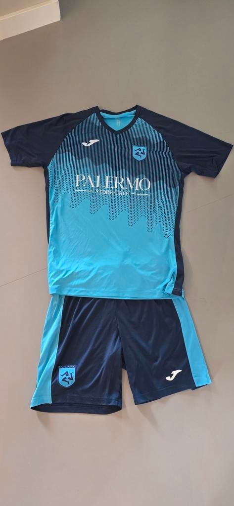 Voetbal tenue Sicilië, Sport en Fitness, Voetbal, Ophalen of Verzenden, Zo goed als nieuw, Shirt