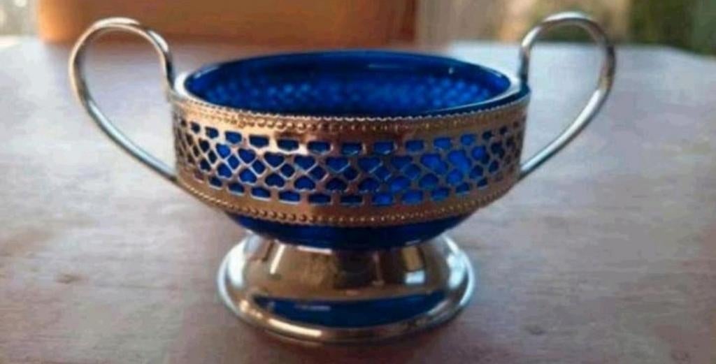Glas Kobalt blauwe "romantische" hartjes suikerpot, zgan!, Ophalen of Verzenden