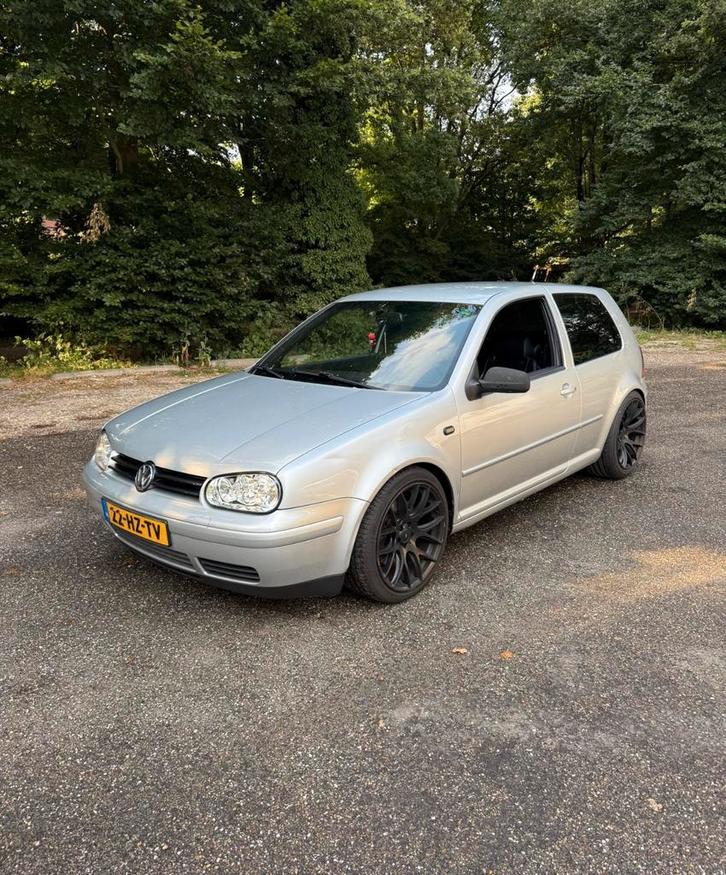 Volkswagen Golf 1.8 20V 110KW 2002 Grijs, Auto's, Volkswagen, Particulier, Golf, Benzine, D, Hatchback, Handgeschakeld, Origineel Nederlands