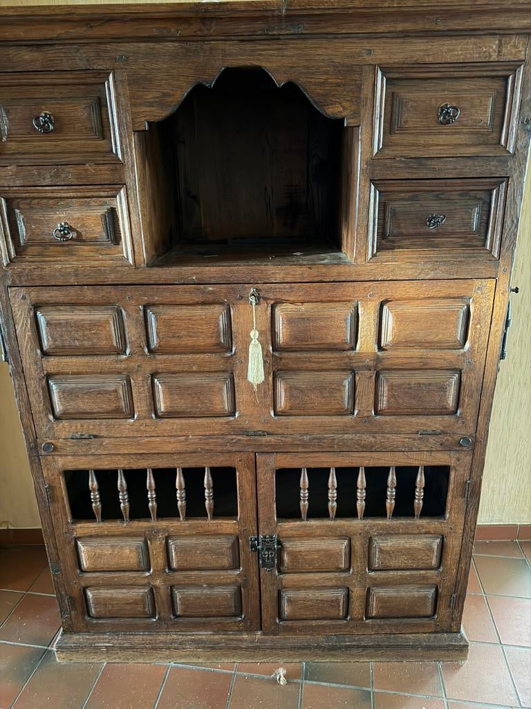 Kast, Ophalen of Verzenden