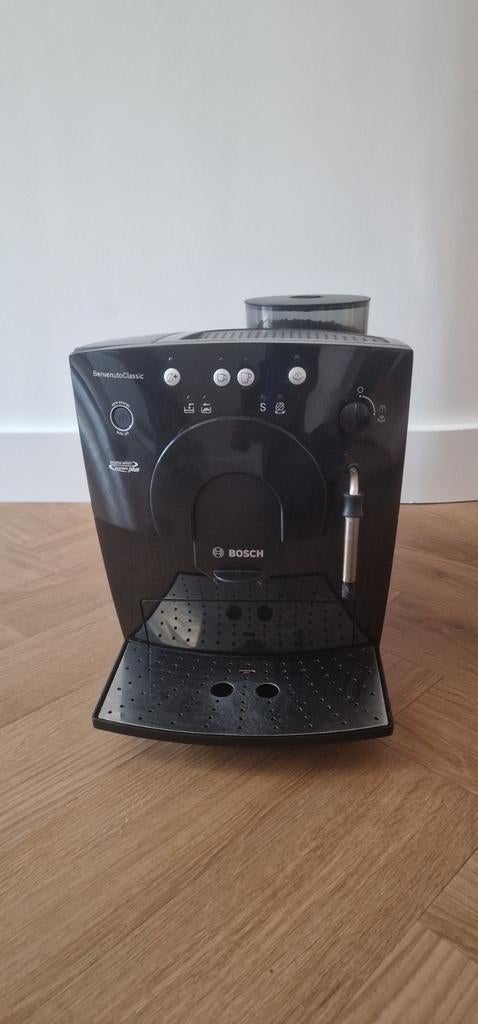 Bosch BenvenutoClassic Koffiemachine - Zwart, Witgoed en Apparatuur, Koffiezetapparaten, Gebruikt, Koffiemachine, Koffiebonen
