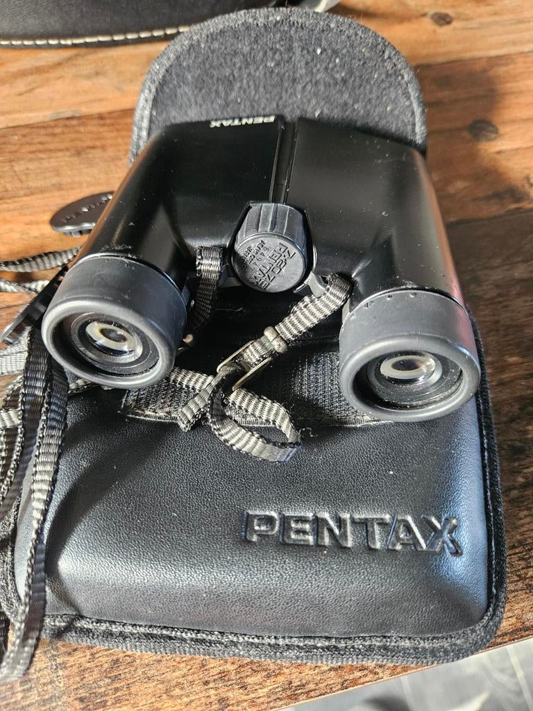 Pentax 7x20 7.5 verrekijker, zgan met nachtzicht met hoesje, Audio, Tv en Foto, Optische apparatuur | Verrekijkers, Gebruikt, Dakkant (recht)