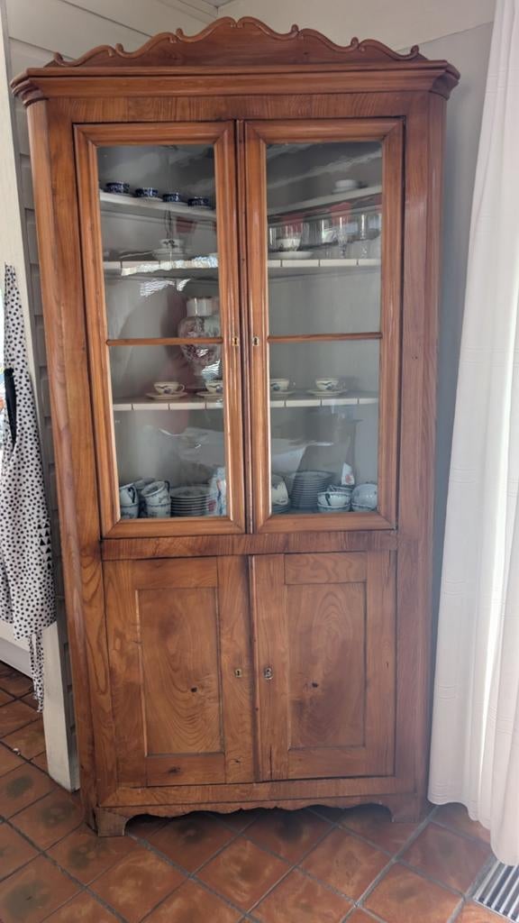 Antieken hoekkast, Huis en Inrichting, Kasten | Vitrinekasten, Ophalen, Gebruikt, 75 cm of meer, 50 tot 100 cm