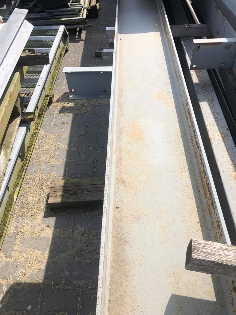 IPE  balken 300 mm. 2 Lengtes van 8,5 meter, Ophalen, Zo goed als nieuw