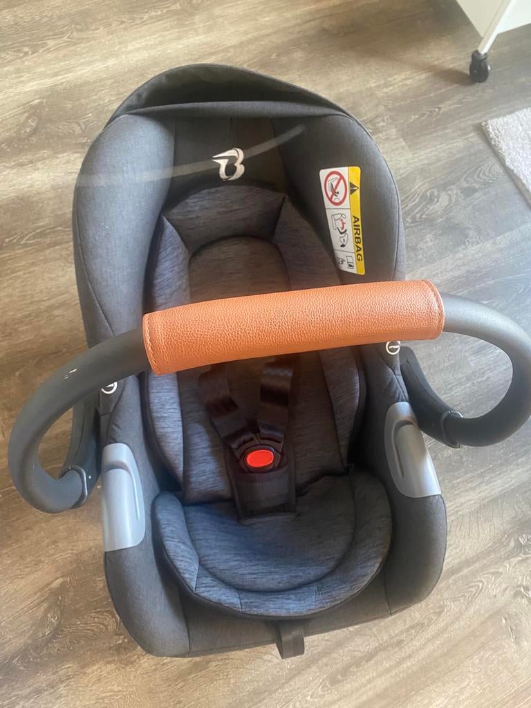 Baby autostoel, Overige merken, Autogordel, Zo goed als nieuw, 15 t/m 36 kg